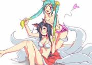 Ahri and Sona being playful