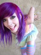 Can a Raver be a Scene Girl?