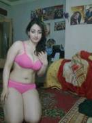 Curvy Arab girl in lingerie posing on webcam