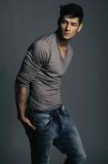 Someone suggested I post him here. Here's Hideo Muraoka, of Brapanese descent. [x-post from /r/POCLadyBoners]