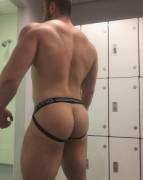 Ass in the locker room (X-Post /r/jockstraps)