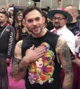 Can we keep de dickpiggery nancy drewing rolling? Who's this? (from Willam's Dragcon Video)