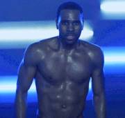 On Stage with a shirtless Jason Derulo (XPost /r/FMN)