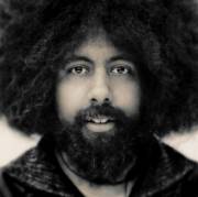 Mr. Personality becomes Mr. Heart-melter (Reggie Watts)