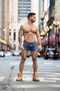 Brian Edward Laferriere can stop traffic (photographed by Claus Pelz)