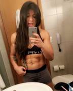 MMA Fighter Claudia Gadelha's Abs