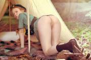 Pitch a tent with Dolly Little