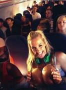 The blonde on the plane shows big tits! [pic]