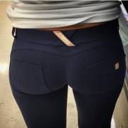 woah! thats a tight butt!