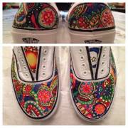 I started drawing on shoes a couple weeks ago....This is one of the several projects I've done.
