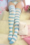 Mei in socks - by Evenink cosplay