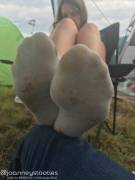 May I present you - after a looong time - my feet in flip flops and socks @RaR2016!