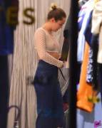 Miley Cyrus goes shopping