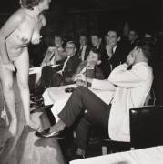 Multiple reactions at burlesque show [1955]