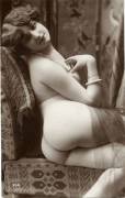 A great 1920s nude.