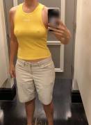 (41f) Think I can hang with the girls at Forever 21?