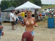 Big tits and a beer