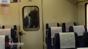 [GIF] Sneaky Sex on a Train