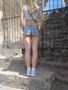 Short shorts are [f]un when out sightseeing!