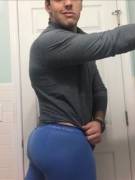 Any love for a 6’4” drunk guy with a squat booty?