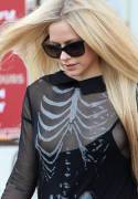 Avril Lavigne New Nipslip