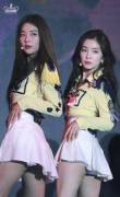 Red Velvet - Seulgi and Irene presenting themselves