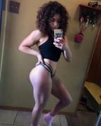 18 year old powerlifter Serena Abweh