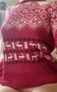 (F) Christmas sweater titty drop 