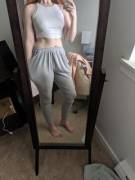 My abs and my nipples are dying to meet you! [GFE][vid][snp]
