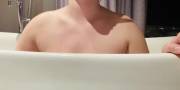 Bath time jiggles [OC]