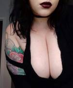 SC: m_starfish19 - Let me be your big tiddy goth gf