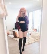 iGUMDROP looking cute in knee highs (second pic in comments)