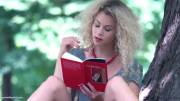 Blonde in the park without panties [gif]