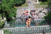 6 images of babes nude in public