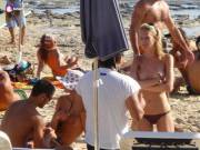 Nude beach girls