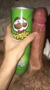 Pringles can