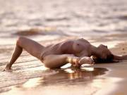 Beach pussy is extremely flexible