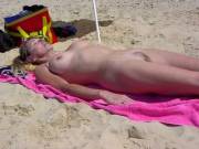Mature beach pussy is just as hot