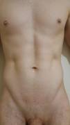 (M)y abs are asymmetric, but I have a V
