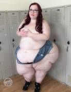 Fat girls can have such distinctive shapes that make them uniquely beautiful
