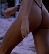 Stacy Keibler Leaving the Beach [GIF]