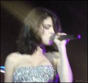 Selena Gomez is a nice performer from u/rskane on r/Celebs