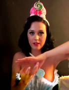 Katy Perry Cupcake Dress GIF [CELEB] [OC] Tasty!
