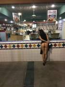 Food Court Booty