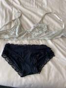 Sexy little set out of my younger (19) sisters hamper. Panties had no stains in them but still smelt amazing