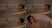 Mary-Louise Parker show her tits in Weeds