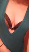 Tiny tit cleavage :D [F]