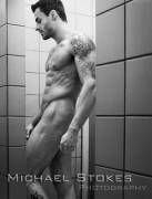 Darren Birks in the shower, by Michael Stokes