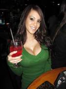 Surely that's not the first drink that cleavage buys her...