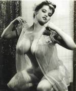 Rosina Revelle, British model of the late 1950s.